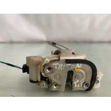 Fechadura Tras Esq Mitsubishi L200 Triton 