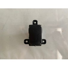 Comando Vidro Elétrico Tras Dir Kia Soul 