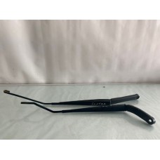 Par Braço Limpador Parabrisa Nissan Sentra 