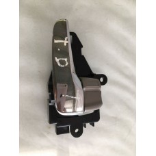 Maçaneta Interna Tras Dir Mitsubishi L200