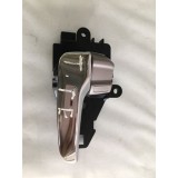 Maçaneta Interna Tras Esq Mitsubishi L200 