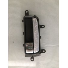 Maçaneta Interna Tras Esq Nissan Sentra