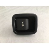 Acendedor Tomada Porta Malas Bmw X1