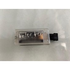 Luz Cortesia Hyundai Veloster