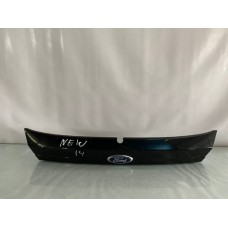 Acabamento Tampa Tras Ford New Fiesta 2014 