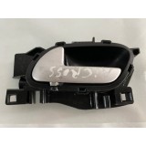 Maçaneta Interna Tras Esq Citroen Aircross (detalhe)
