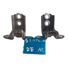 Par Dobradiça Da Porta Dian Esq Nissan Sentra