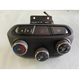 Painel De Comando Ar Condicionado Gm Onix Detalhe
