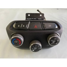 Painel De Comando Ar Condicionado Gm Onix Detalhe