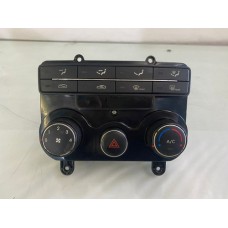 Painel De Comando Ar Condicionado Hyundai I30 - Cx8
