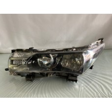 Farol Dir Toyota Corolla 2014/2019 (detalhe)