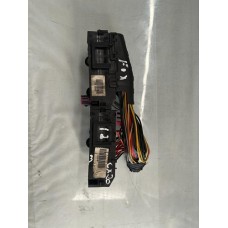 Caixa De Fusíveis Volkswagen Fox 2011 5z0941828 - Cx20