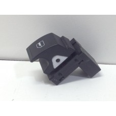 Botão Vidro Elétrico Porta Diant Jetta 2.0 2013 7l6959855b